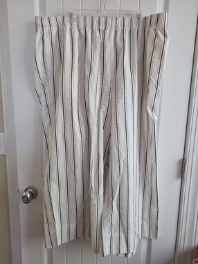 H&M Women's Cream and Black Striped Casual Pants Plus Size XXL